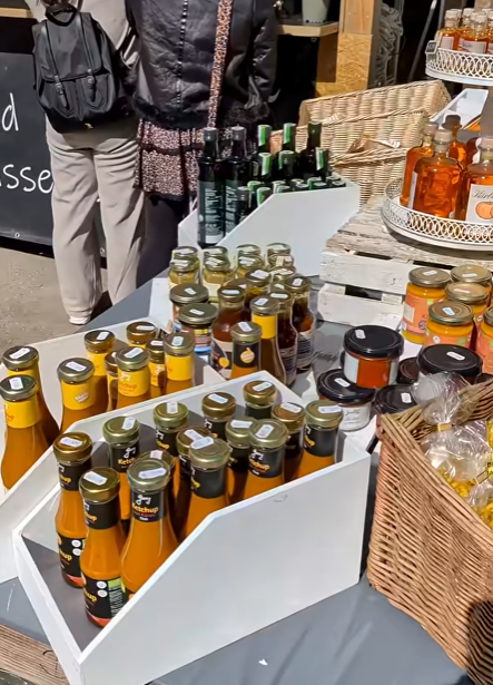 Conserve e prodotti alla zucca in vendita alla Festa delle zucche di Ludwigsburg